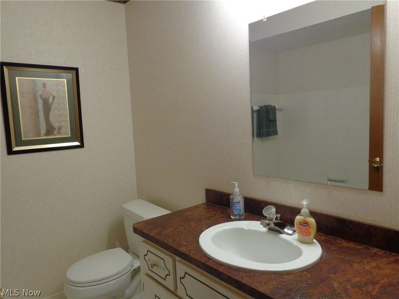 6920 Dogwood Circle, Middleburg Heights, OH 44130 Photo 28