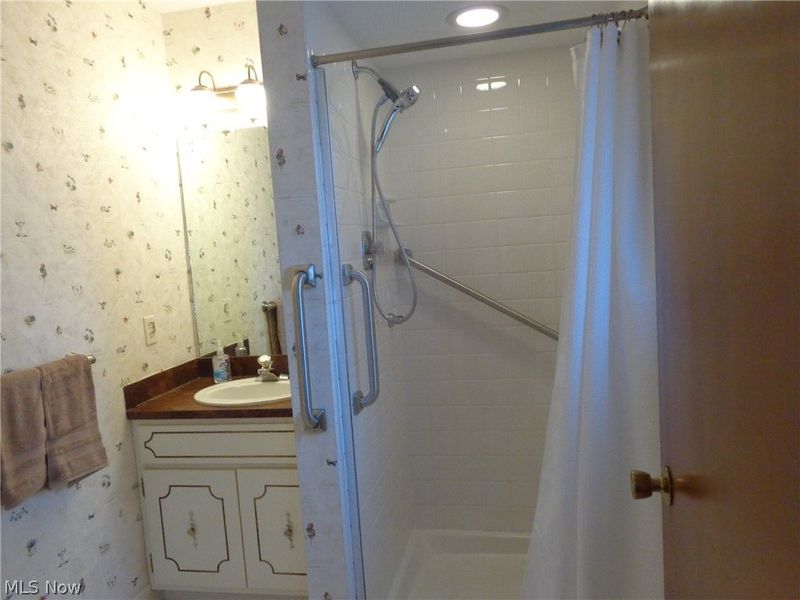 6920 Dogwood Circle, Middleburg Heights, OH 44130 Photo 34