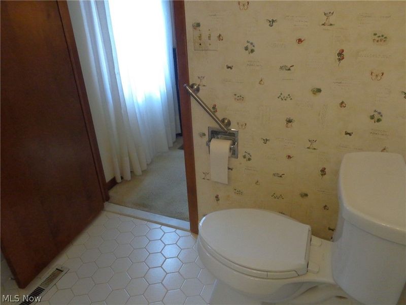 6920 Dogwood Circle, Middleburg Heights, OH 44130 Photo 36