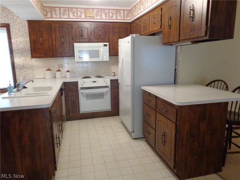 6920 Dogwood Circle, Middleburg Heights, OH 44130 Photo 8