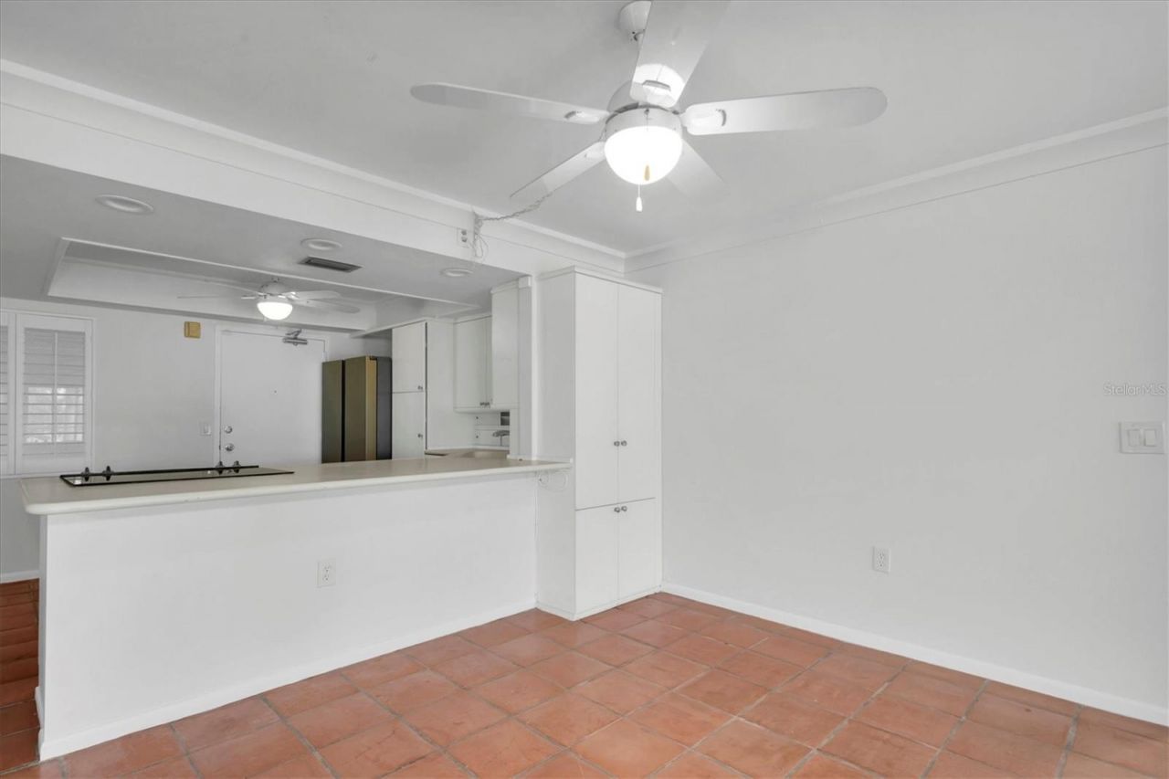 4900 38th Way S, Unit 302, Saint Petersburg, FL 33711 Photo