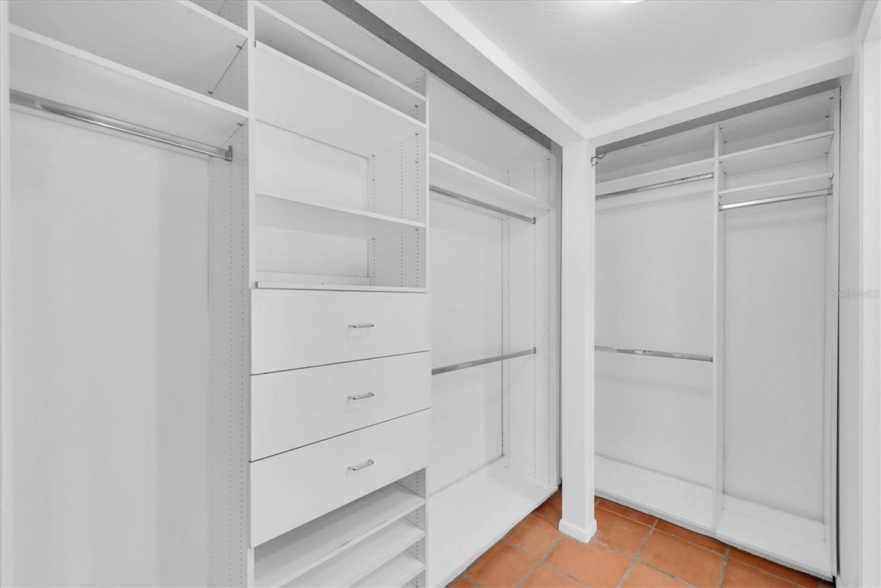 4900 38th Way S, Unit 302, Saint Petersburg, FL 33711 Photo