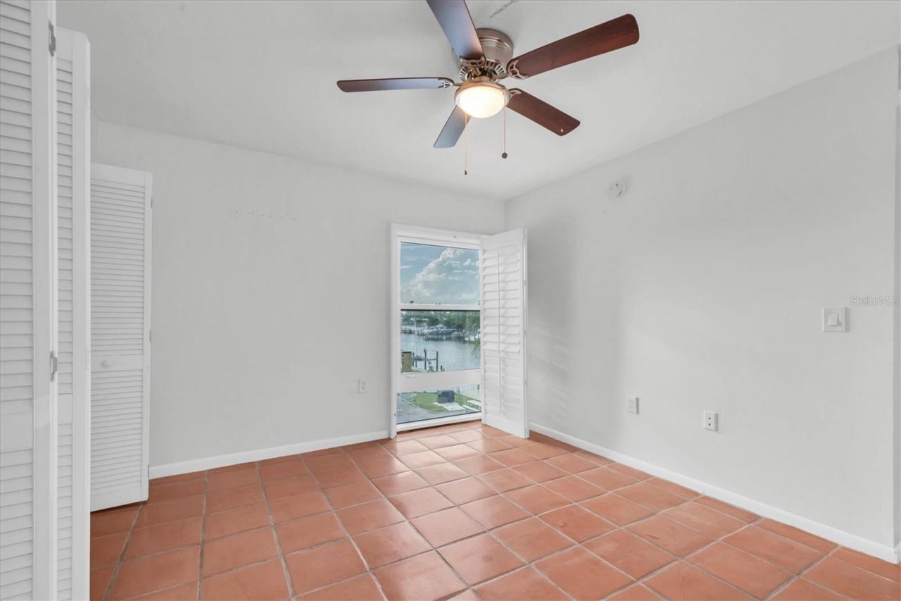 4900 38th Way S, Unit 302, Saint Petersburg, FL 33711 Photo