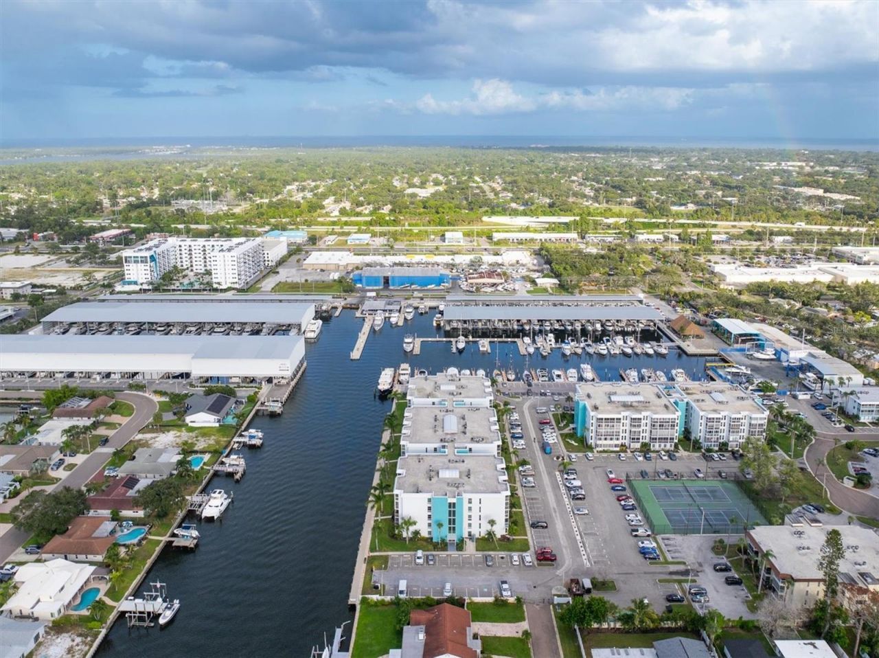 4900 38th Way S, Unit 302, Saint Petersburg, FL 33711 Photo