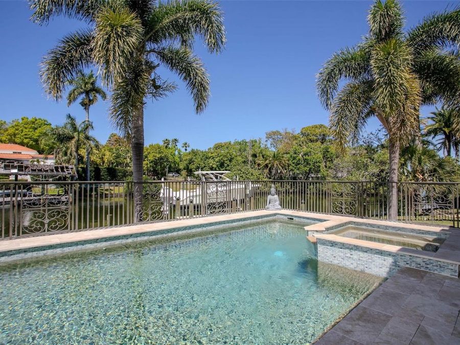 Property Image 50