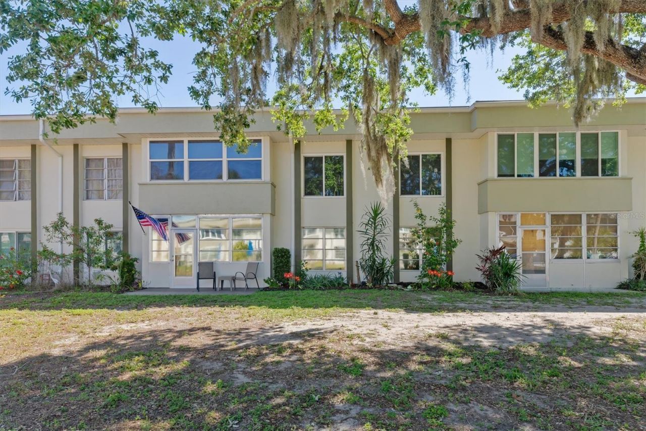 2437 Harbor Boulevard , Unit 204, Port Charlotte, FL 33952 Photo