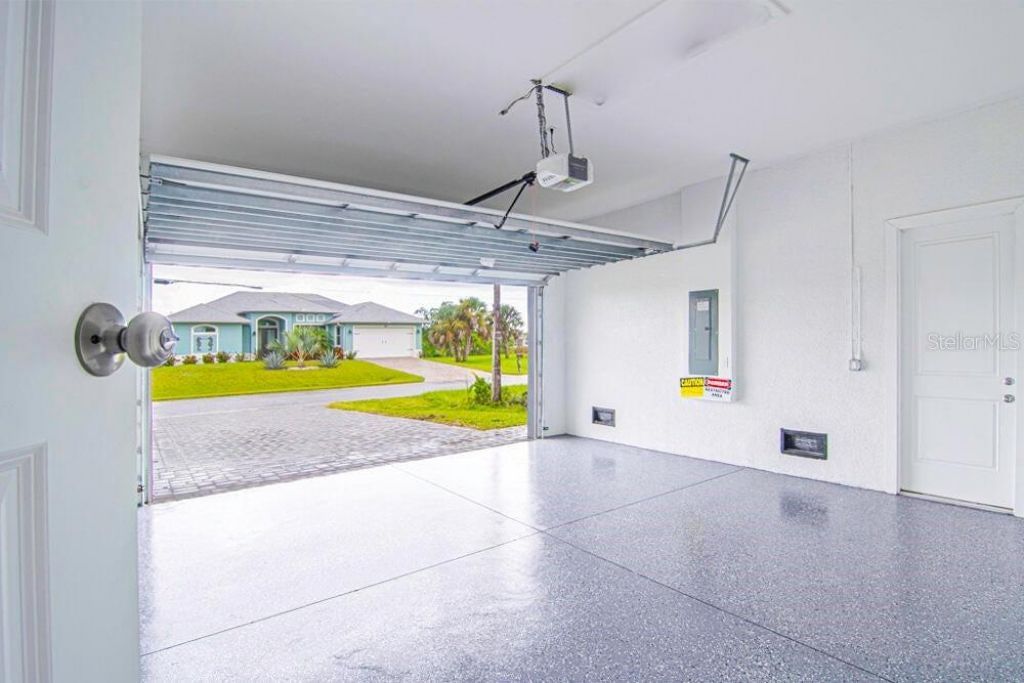 15633 Lakeland Circle , Port Charlotte, FL 33981 Photo