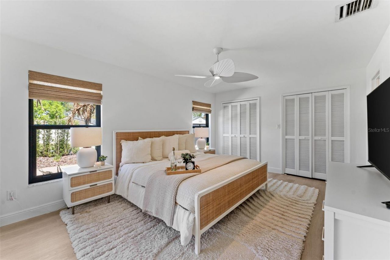 5233 Jennifer Place, Orlando, FL 32807 Photo