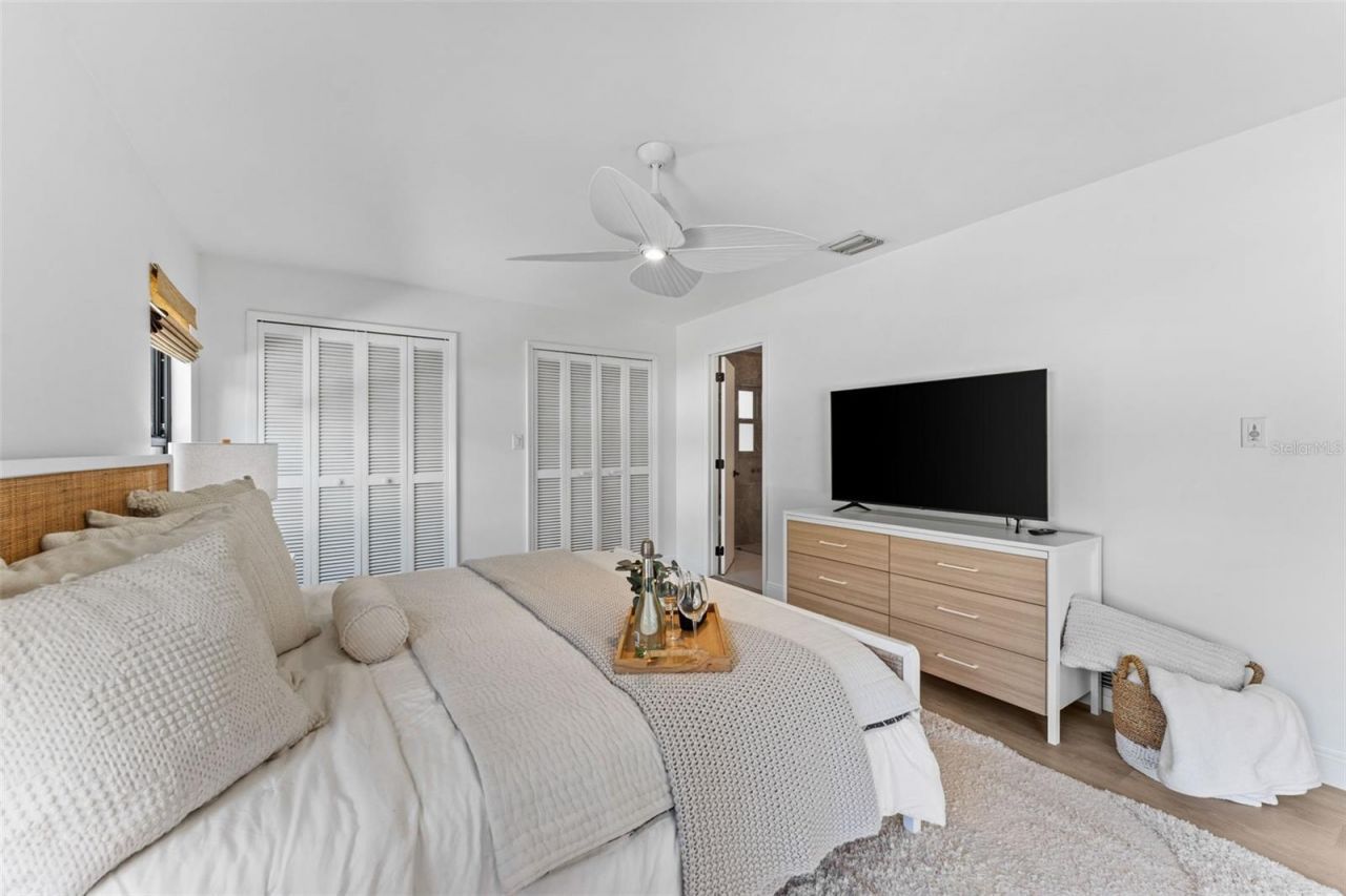 5233 Jennifer Place, Orlando, FL 32807 Photo