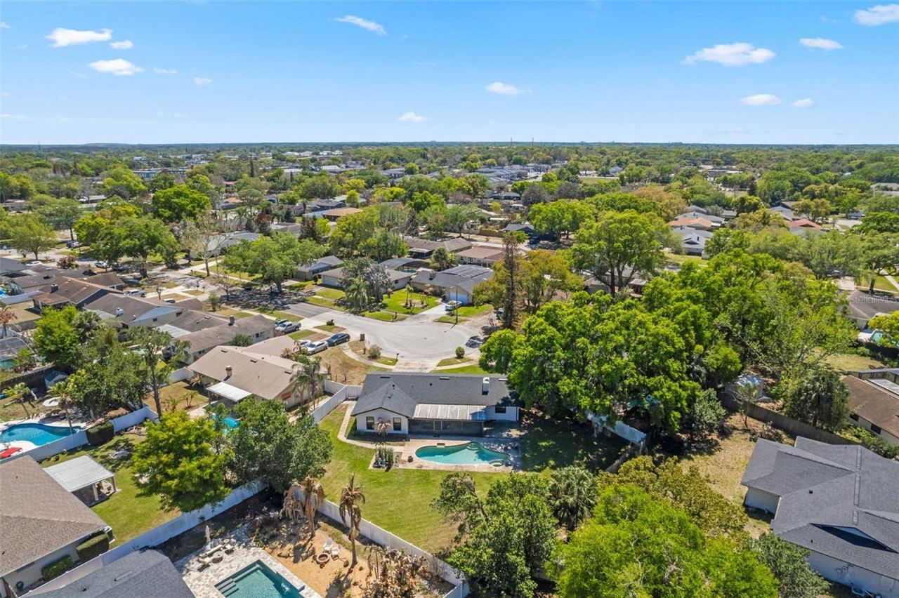 5233 Jennifer Place, Orlando, FL 32807 Photo