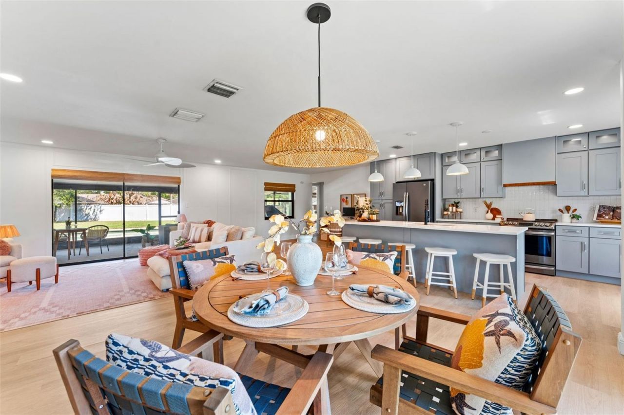 5233 Jennifer Place, Orlando, FL 32807 Photo