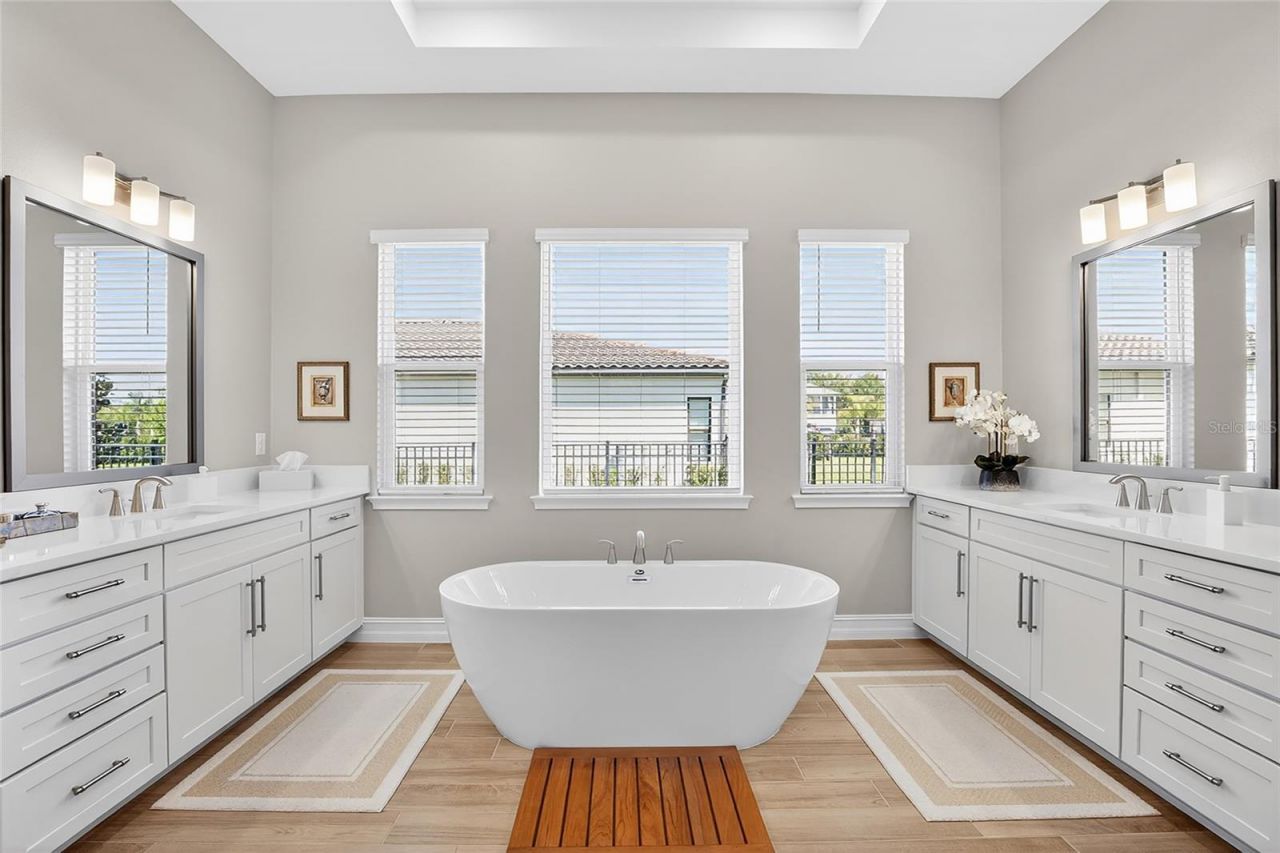 17904 Linden Common Court, Lutz, FL 33559 Photo