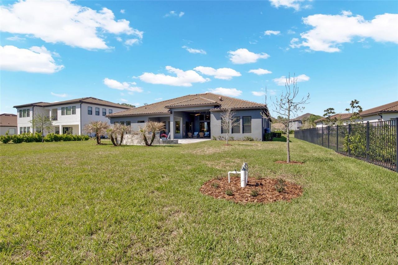 17904 Linden Common Court, Lutz, FL 33559 Photo