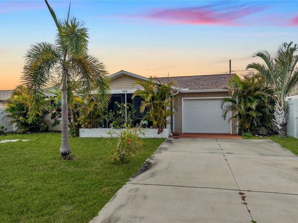 8318 76TH AVENUE, SEMINOLE, FL 33777