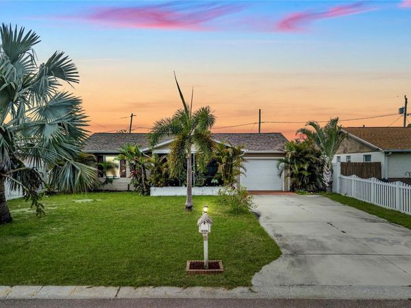 8318 76TH AVENUE , SEMINOLE, FL 33777