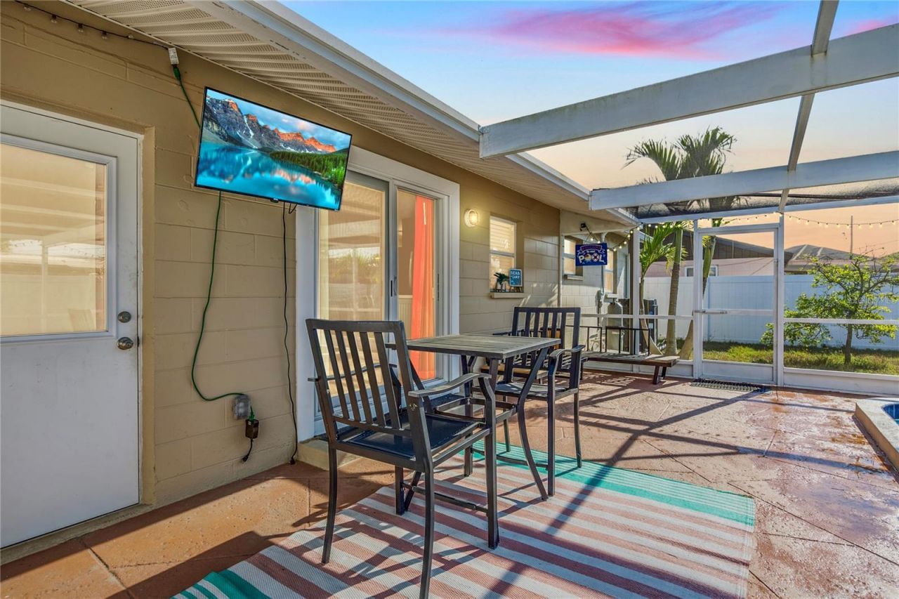8318 76th Avenue, Seminole, FL 33777 Photo