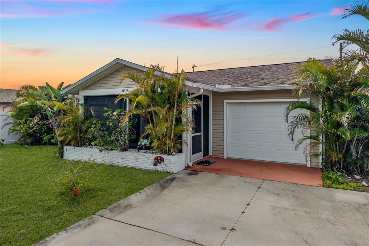 8318 76th Avenue, Seminole, FL 33777 Photo