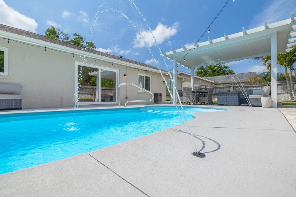 2162 Cypress Point Drive N, Clearwater, FL 33763 Photo