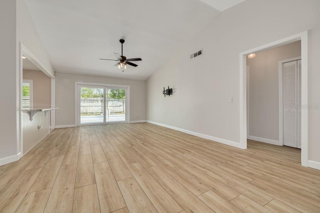 2162 Cypress Point Drive N, Clearwater, FL 33763 Photo