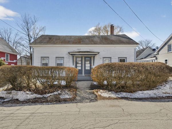 11-13 Jackson Street, Hillsborough, NH 03244