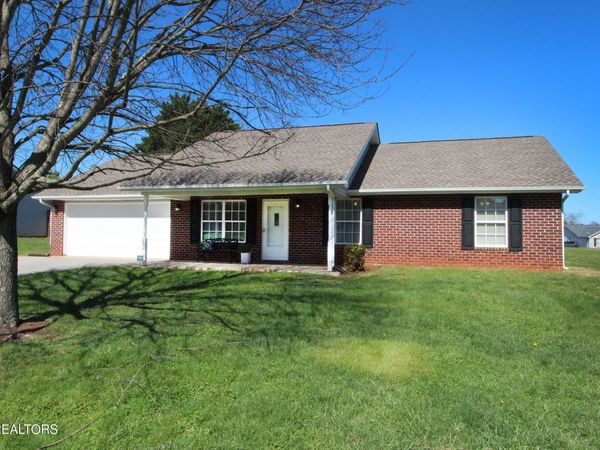 4431 Bart Giffin Rd, Maryville, TN 37803