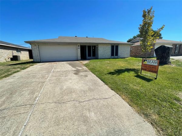 608 Coolwood Lane, Mesquite, TX 75149