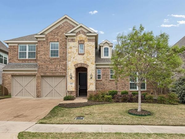 344 Birchwood Way , Irving, TX 75063
