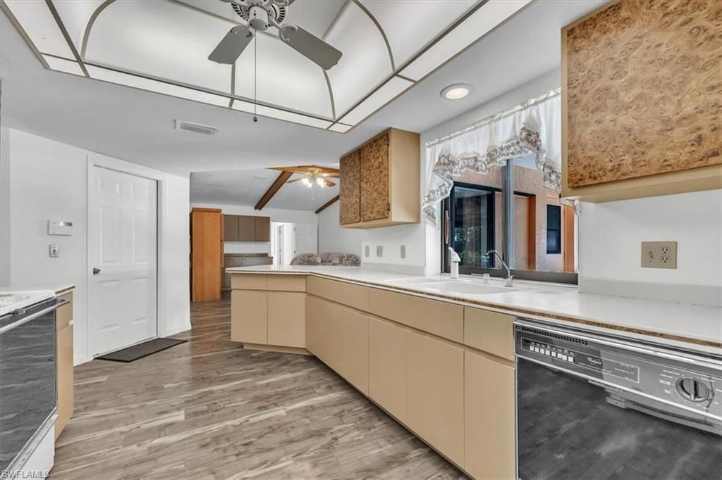 6070 Anchorline Ct, North Fort Myers, FL 33917 Photo