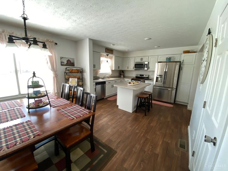 946 Brunswick Drive, Perry Twp, OH 45118 Photo 11