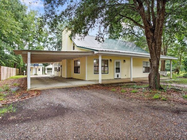 6473 Florence Road, Biloxi, MS 39532