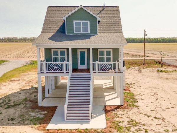 2410 Eagle Lake Shore Road, Vicksburg, MS 39183