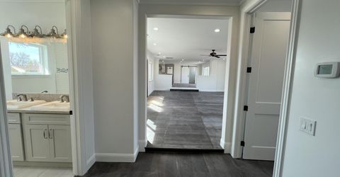 95 Hercules Drive, Sparks, NV 89441 Photo