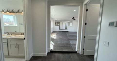 95 Hercules Drive, Sparks, NV 89441 Photo