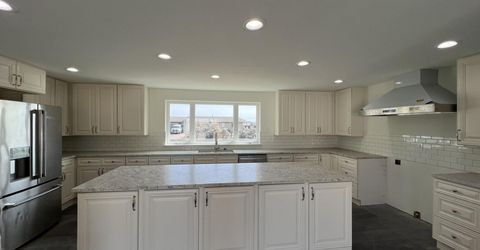 95 Hercules Drive, Sparks, NV 89441 Photo