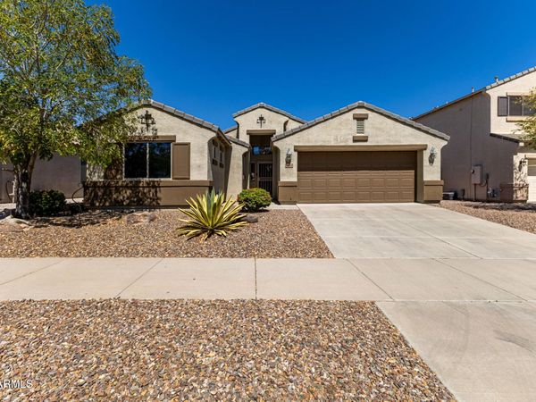 17616 W BLOOMFIELD Road, Surprise, AZ 85388