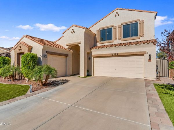 2522 E MINE CREEK Road, Phoenix, AZ 85024