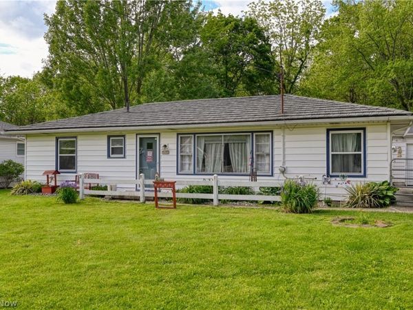 2161 Savoy Avenue, Akron, OH 44305