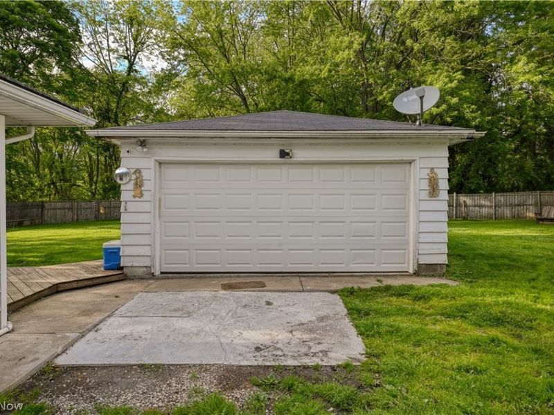 2161 Savoy Avenue, Akron, OH 44305 Photo 22