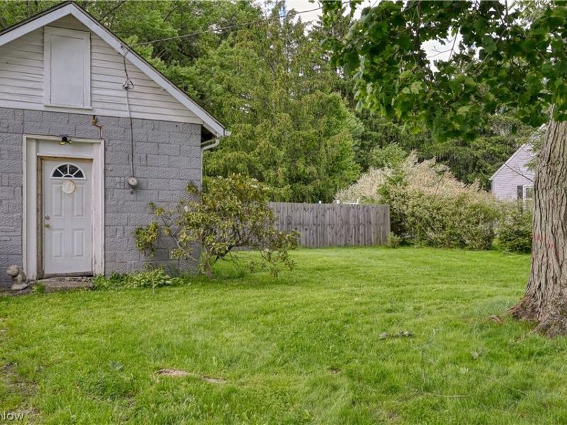 2161 Savoy Avenue, Akron, OH 44305 Photo 23