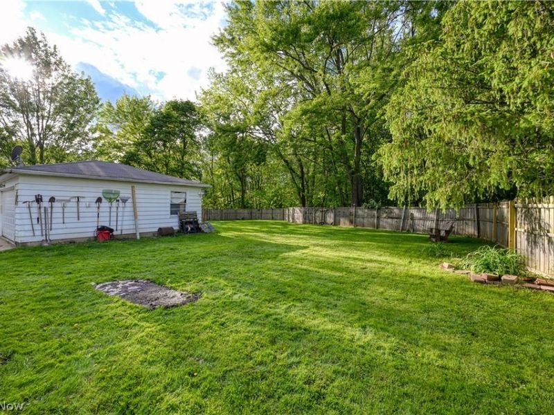 2161 Savoy Avenue, Akron, OH 44305 Photo 29