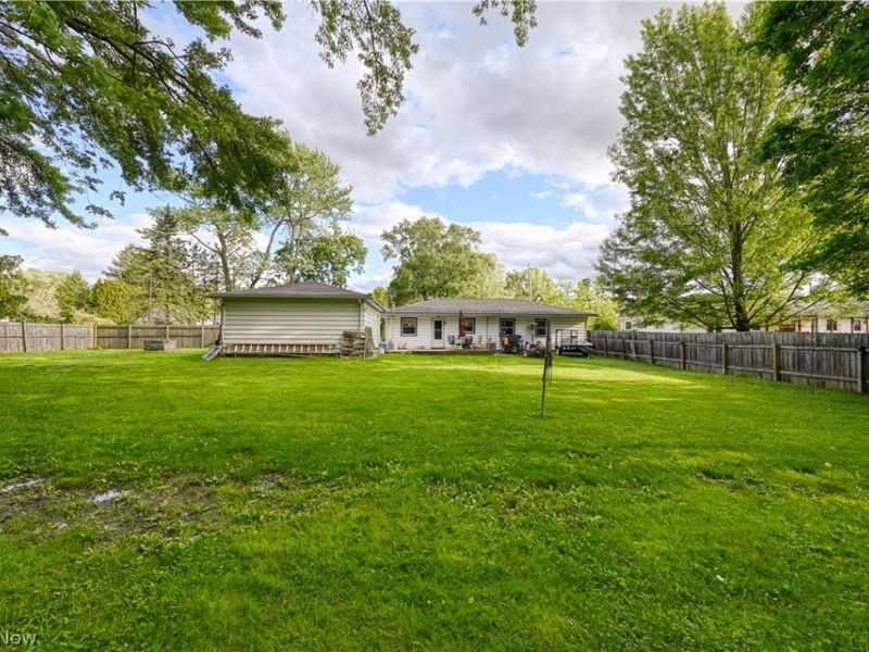 2161 Savoy Avenue, Akron, OH 44305 Photo 32