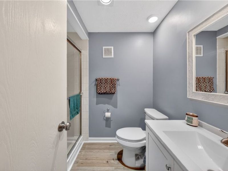 5236 Creekside Boulevard, Brunswick Hills, OH 44212 Photo 26