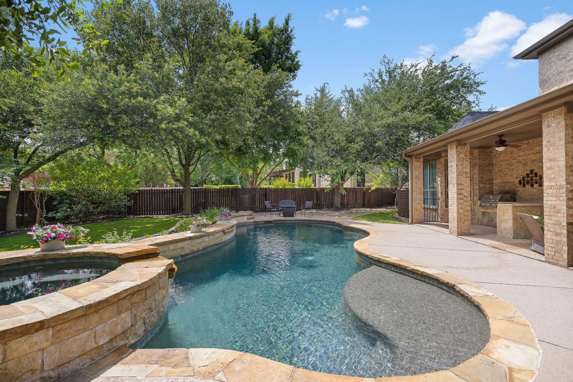 2237 Hamlet Cir, Round Rock, TX 78664 Main Photo
