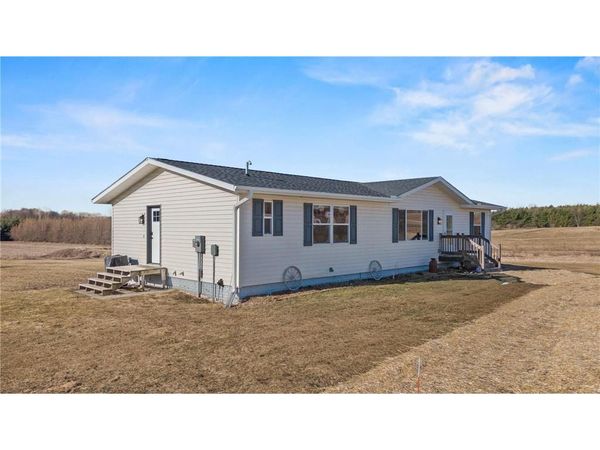 W2521 890th Avenue, Spring Valley, WI 54767