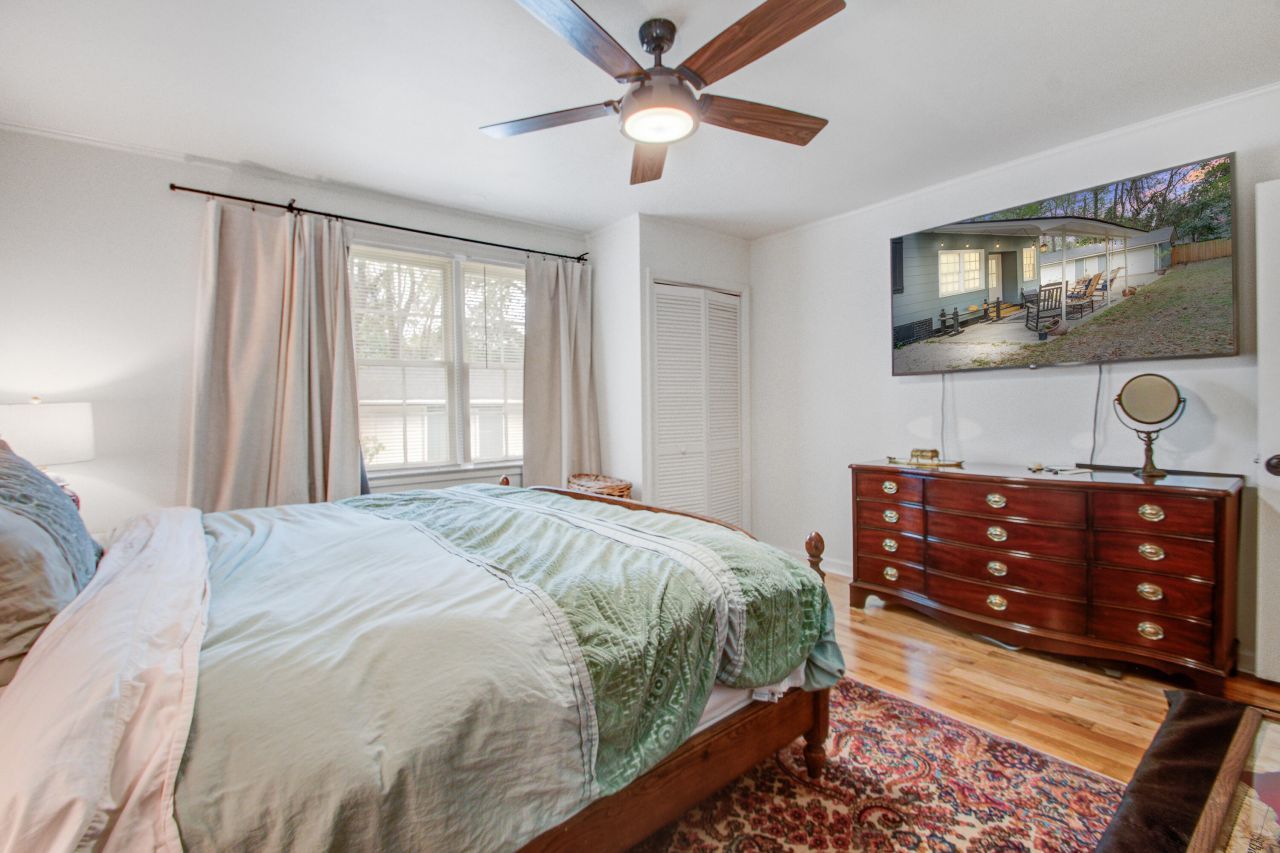 4420 S Rhett Avenue Photo 23