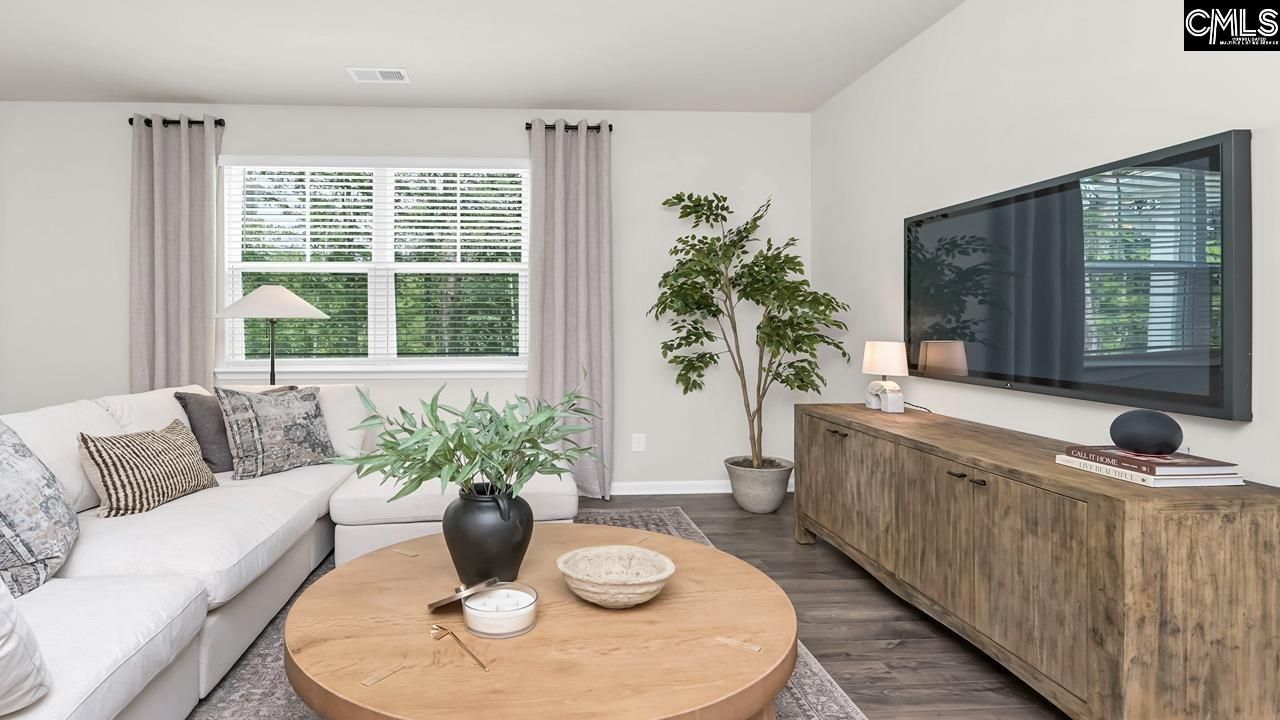 415 Lancashire Lane Photo 17