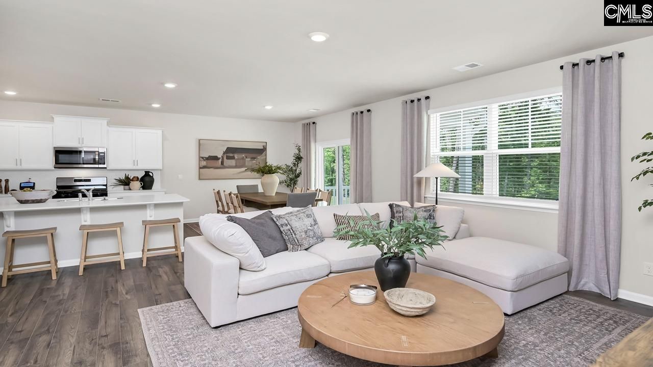 415 Lancashire Lane Photo 18