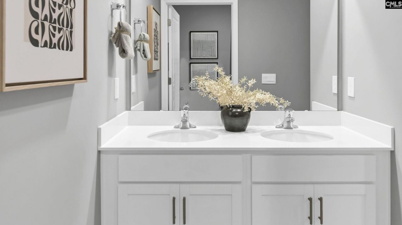 415 Lancashire Lane Photo 39