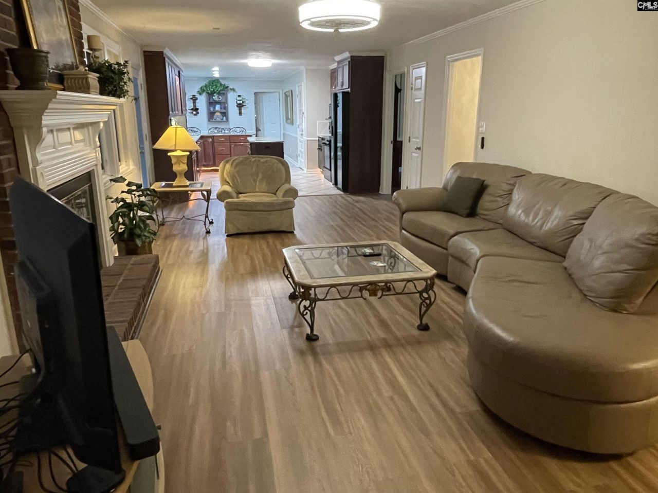 2204 Bee Ridge Road  Photo 11