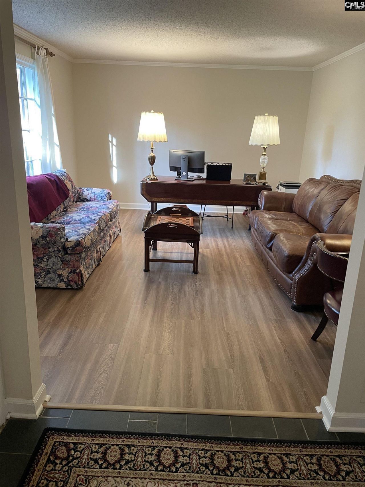 2204 Bee Ridge Road  Photo 14